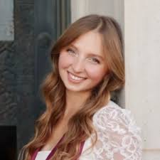 After nearly seven years, I'm closing a beautiful chapter at Oracle. It's  hard to put into words what this journey has meant to me—but gratitude is  at the center of it all.