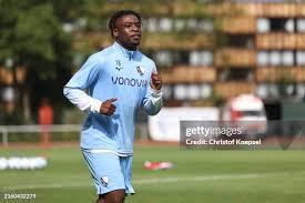19,618 Bamba Photos & High Res Pictures ...