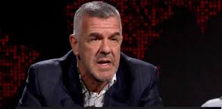 Y a su vez un hombre controversial para la opinión pública. Dady Brieva Recibio El Alta Tras Ser Internado De Urgencia Noticias Cadena 3 Argentina