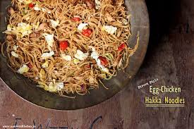 Egg Chicken Hakka Noodles Not Out Of The Box Yummy Noodles Noodles Indian Food Recipes