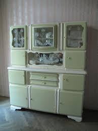 Buffetschranke Kuchenbuffet 50er Art Deco Hellgrun Ein Designerstuck Von Buffet Cabinet Kitchen Buffet Art Deco Lighting