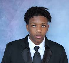 My name is Tre'Von Gillard. My advice to underclassmen is never give up