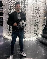 كشفت الفنانة السعودية أسيل عمران عن انزعاجها من تنمر البعض على جسمها عبر السوشيال ميديا. Ø§Ø³ÙŠÙ„ Ø§Ø³ÙŠÙˆØ· Pages Directory