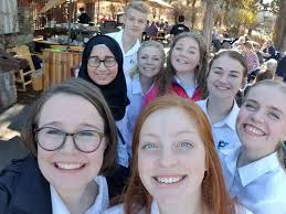 Josie Bowlouden (Notter) (@JosieLovesFBLA)