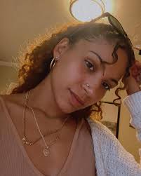 Hailey Rivera (@officialhoneywave) • Instagram photos and videos