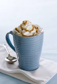 Liegeois A La Vanille Caramel Au Beurre Sale Et Chantilly Caramel Au Beurre Sale Caramel Recette Chocolat Chaud Delicieux Desserts
