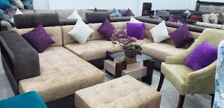 Sala de estar, muy iluminada con luz natural, su propio balcón para tomarse un respiro. Juego De Sala Lineal Moderno Con Mundo Mueble Machala Facebook