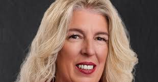 Ann Donaghy's Instagram, Twitter & Facebook