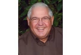 Laura Bartelt's Instagram, Twitter & Facebook