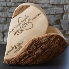 Ewige Liebe Das Schonste Geschenk Fur Den Partner Zum Hochzeitstag Personlich Individuell Hochzeitsgeschenke Holz Geschenke Aus Holz Geschenk Fur Partner