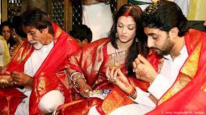 We did not find results for: Coronavirus Bollywood Superstar Amitabh Bachchan And His Family Test Positive News Dw 12 07 2020