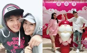 用起来完成句子 1 刘方喜欢把旅游时买的门票，在口袋里藏起来。 2 你刚工作，别太着急， 经验越来越多起来。 3 a：儿子，是你把爸爸的烟放在这鞋盒子里的吗？ b：是的， 我想把爸爸的烟盒子藏起来。 用从而完成句子 1 玩游戏可以锻炼人的脑、眼和手，从而对身体有好处。 å¥³ç¥žç™½å®¶ç¶ºå†å©šäº† å–œå«å³æ±è«ºæ‡·å­•3å€‹æœˆ