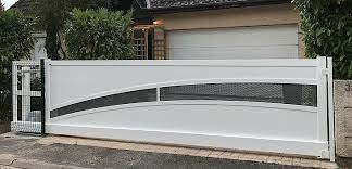 Le portail alu battant est disponible dans de nombreuses nuances ral. Portail Alu 6m Portail De 6 Metres Coulissant Ou Battant Tschoeppe