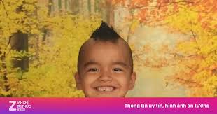 Học sinh lớp 2 bị đuổi khỏi lớp vì kiểu đầu thổ dân