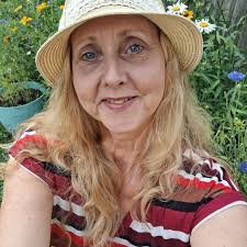 Is there a place to go cow cuddling in the Poconos?