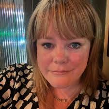 Suzanne Lyons (@SuzanneMLyons)