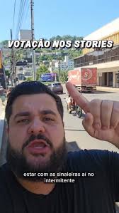 🗳️ Está no ar uma enquete nos meus stories para saber sua opinião sobre o  cruzamento entre a Avenida Nereu Ramos e a Rua Ernesto Hacmann, um dos  pontos mais perigosos do trânsito da nossa cidade., ⚠️ ...