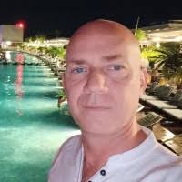 15900+ "Thomas" profiles