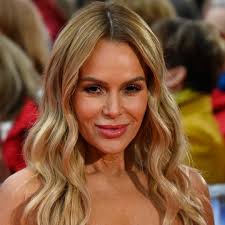 Amanda Holden ignores freezing cold temperatures in low cut pink dress for  Britain’s Got Talent auditions in B