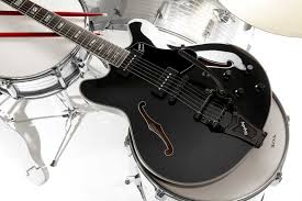 News and highlights from the national association of music merchants. Namm 2021 Vox Revive The Bobcat Guitar Launch Vgh Amplifier Headphones And Maple Telstar Drum Kit