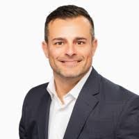 Dale Lightfoot's Instagram, Twitter & Facebook