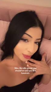 Pouty_allis (@wonderland_alliss)