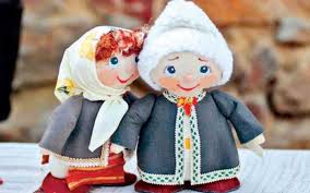 Potrivit agerpres, tradiții de dragobete, sărbătoarea iubirii la români TradiÅ£ii Si SuperstiÅ£ii De Dragobete Ce Ar Trebui SÄƒ FacÄƒ Fetele Pentru A Fi Iubite Tot Anul