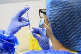 Qui remplit le certificat de santé ? Vaccination La Deuxieme Dose Devancee Pour Les Gens Immunosupprimes La Presse