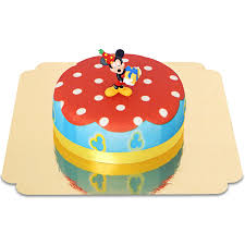Minnie maus hält kuchen illustration, micky maus geburtstagskuchen gruß & grußkarten, micky minnie maus micky maus clarabelle kuh die walt disney company, mickymaus geburtstag. Micky Maus Auf Party Torte Deinetorte De