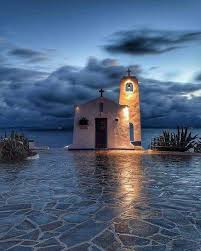 To piima pou eyine tragoudi 14 melopoiimena poiimata. Greek And Proud Kalinixta Facebook