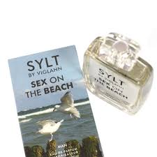 Bobbi brown beach perfume is a light and happy scent that evokes warm sunshine and the sea breeze. Eau De Parfum Sex On The Beach Man By Viglahn 100 Ml Parfum Wellness Offizieller Sylt Online Shop 750 Geschenkideen Gunstige Preise Schneller Versand Sylt Souvenirs