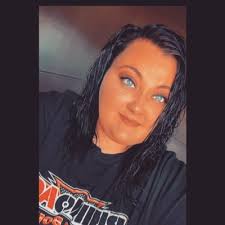 Shelby Capps (@shelbynicole93)