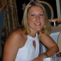 Nicole Bowen's Instagram, Twitter & Facebook