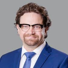 Roberto Lucca's Instagram, Twitter & Facebook