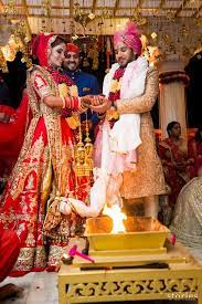 A Regal Wedding In Umaid Bhawan Jodhpur With A Touch Of Glam Indian Wedding Photography Poses Indian Wedding Couple Photography Indian Wedding Couple