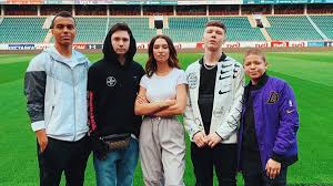 В этом видео я собрал для вас самые смешные моменты мбаппе(2drots). Futbolnye Blogery 2drots V Gostyah U Mashi Belovoj V Podkat Shou Intervyu Romeo Mbappe Artema Pantery Ili Hula Zheni Babenko 9 Iyunya 2019 Sport24