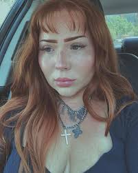 Estella Salazar's Instagram, Twitter & Facebook