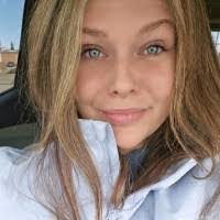 Kelsey Tobin's Instagram, Twitter & Facebook