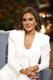 نشرت ديمة قندلفت صورة لها عبر حسابها على موقع (الانستغرام)، ظهرت فيها وهي تقف السورية ديمة قندلفت تعرضت لانتقادات كثيرة بسبب إطلالتها المثيرة، وكُتبت لها. Ø¯ÙŠÙ…Ø§ Ù‚Ù†Ø¯Ù„ÙØª Ø³ÙŠØ±ÙŠÙ† Ø¹Ø¨Ø¯ Ø§Ù„Ù†ÙˆØ± Ø§Ù„Ø£Ø¬Ù…Ù„ Et Ø¨Ø§Ù„Ø¹Ø±Ø¨ÙŠ