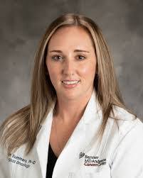 Jaclyn Summers's Instagram, Twitter & Facebook