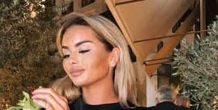 Sarah van soelen is een marketingbureau in een en is opgericht op 5 december 2017. Sarah Van Soelen Relatie Leeftijd Andre Hazes En Affaire