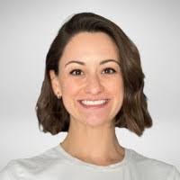 Elizabeth Landis's Instagram, Twitter & Facebook