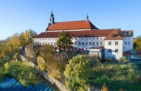 Https Www Rhoenfuehrer De Gastronomie Cafes Bistros Klostercafe Flora In Fulda 625 Fulda Gastronomie Cafe