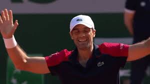Dominic thiem, the no 4 seed, fell to defeat in the first round of the french open, losing in five sets to the spaniard pablo andújar. Kfezqgiauxtd8m