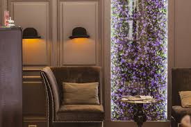 The hotel is a combination of two mansions, one from the 16th century. Hotel La Cour Des Consuls Hotel Spa 5 Stars Toulouse