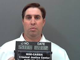 Oakley man accepts plea deal in video voyeurism case