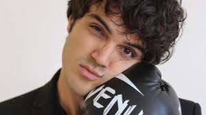 Carol Roberto relembra encontro com Alcione nos bastidores de musical