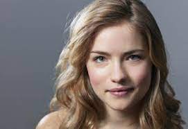 Up and Comer: Willa Fitzgerald - Young Entertainment