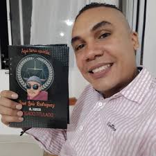 El Presidente Iván Duque anunció este jueves, que María Ximena Lombana  Villalba será la nueva Ministra de Comercio, Industria y Turismo, en  reemplazo de José Manuel Restrepo, que pasó a liderar el