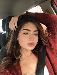 Nancy Alvaro (nancy_alvaro)